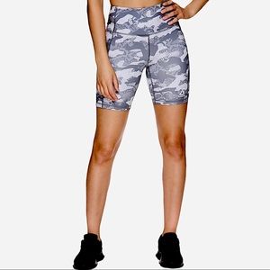 NWT Reebok High Waisted Camo Spandex Shorts Sz L
